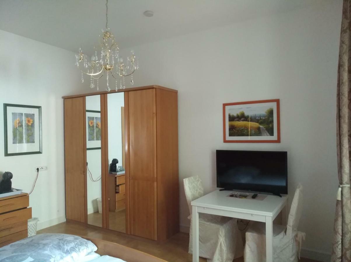 Gaestezimmer Bruehl Markt Sankt Florian